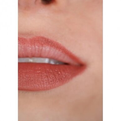 IDUN Minerals lip pencil Margaretha reddish brown color no. 6305, 0.35 g 2
