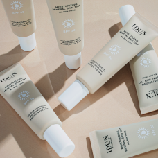 SPF30 apsauga nuo saulės su spalva: MAKIAŽO IR ODOS PRIEŽIŪROS HIBRIDAS SPF30 apsauga nuo saulės su spalva: MAKIAŽO IR ODOS PRIEŽIŪROS HIBRIDAS